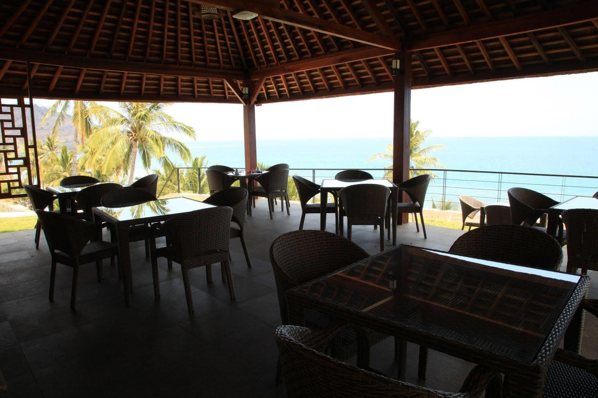Lima Satu Resort Pemenang Buitenkant foto